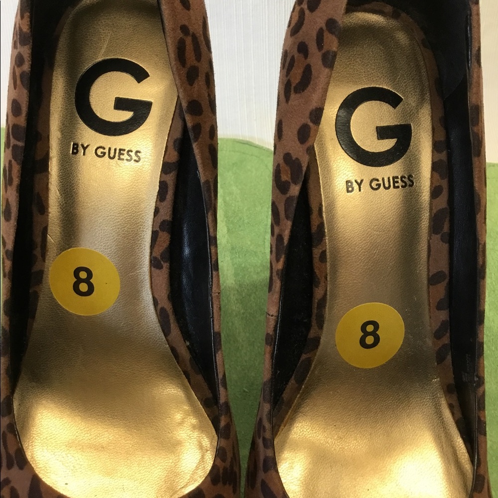 Guess Good Looking Black & Brown Design Heels - Picture 3 of 8